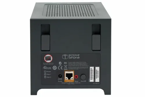 Netgear Stora - zadná strana
